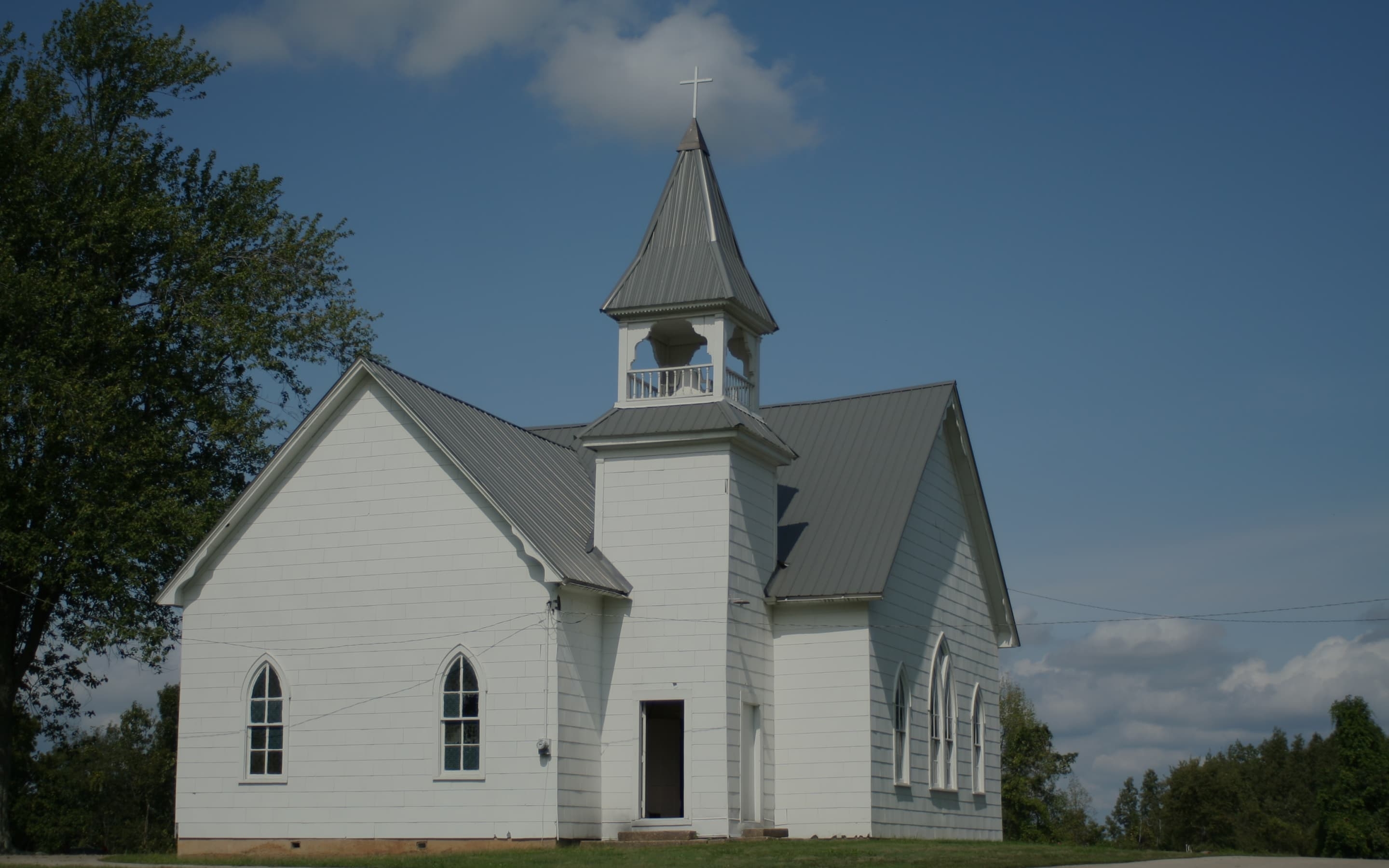 Photo with a view of Pleasant Hill Cemetery