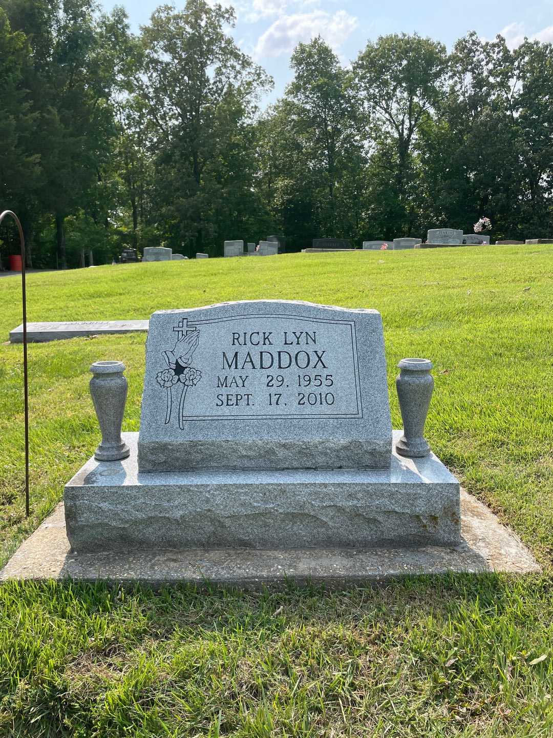 Rick Lyn Maddox's grave. Photo 1