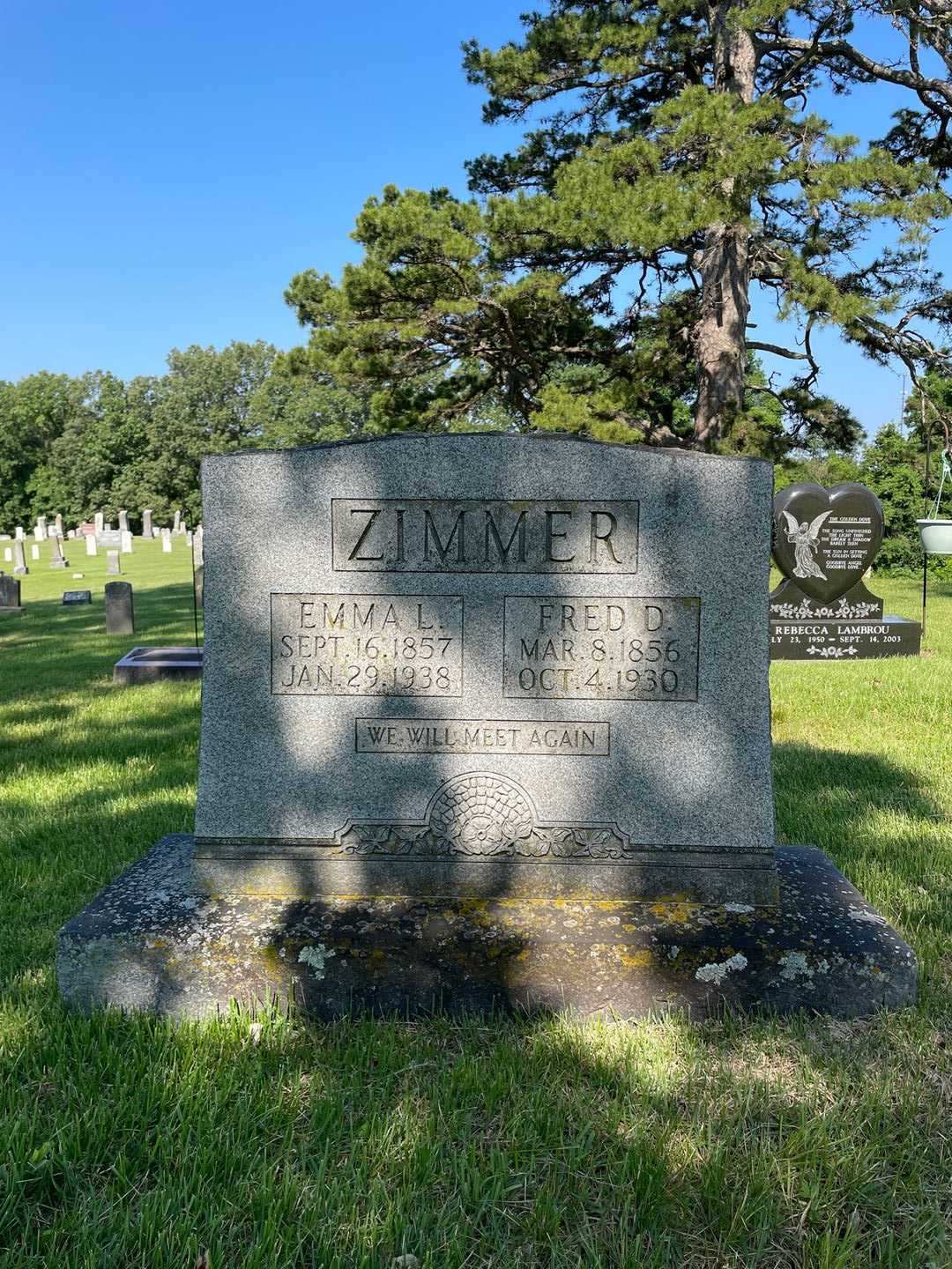 Fred D. Zimmer's grave. Photo 1