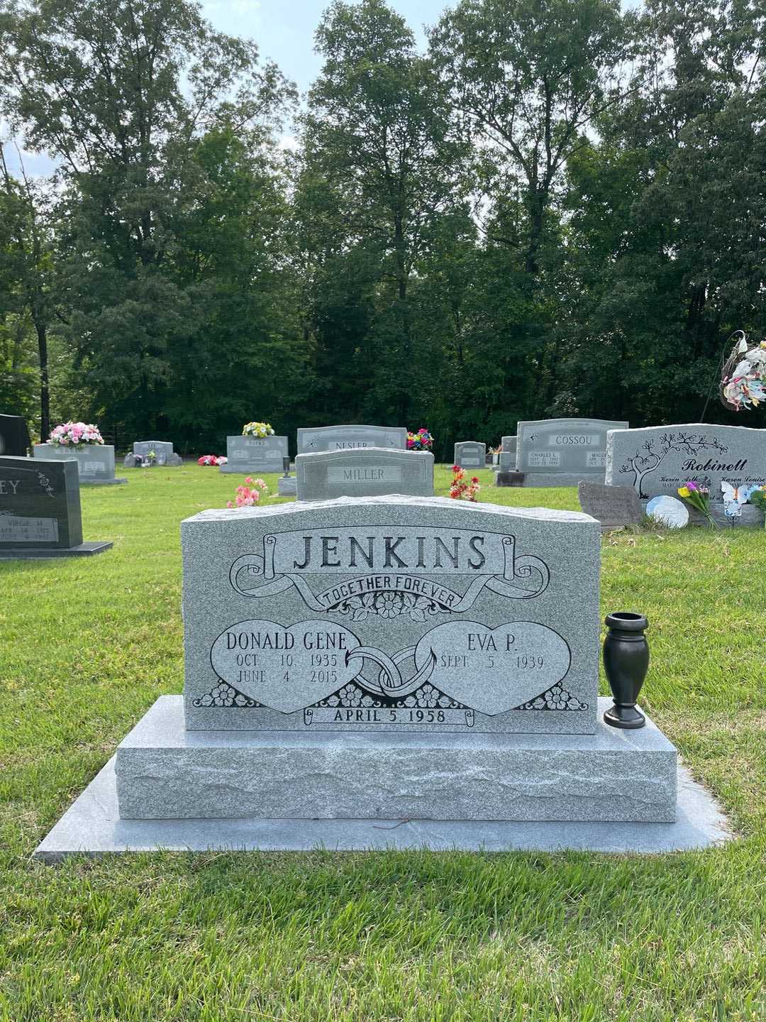 Donald Gene Jenkins's grave. Photo 1