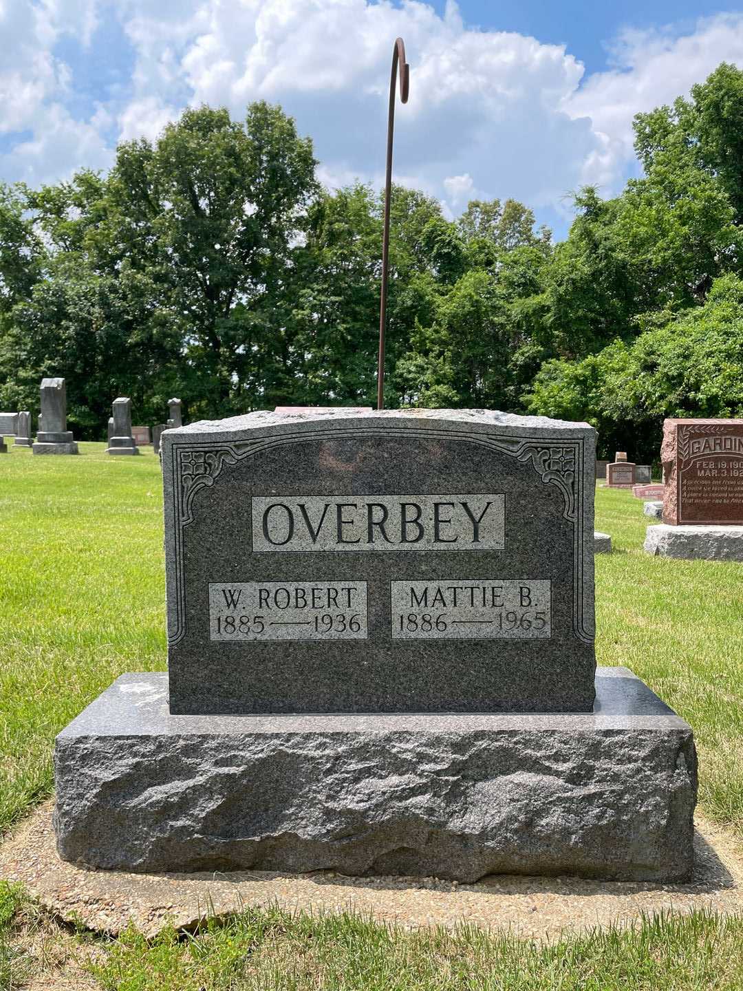 Mattie B. Overbey's grave. Photo 1