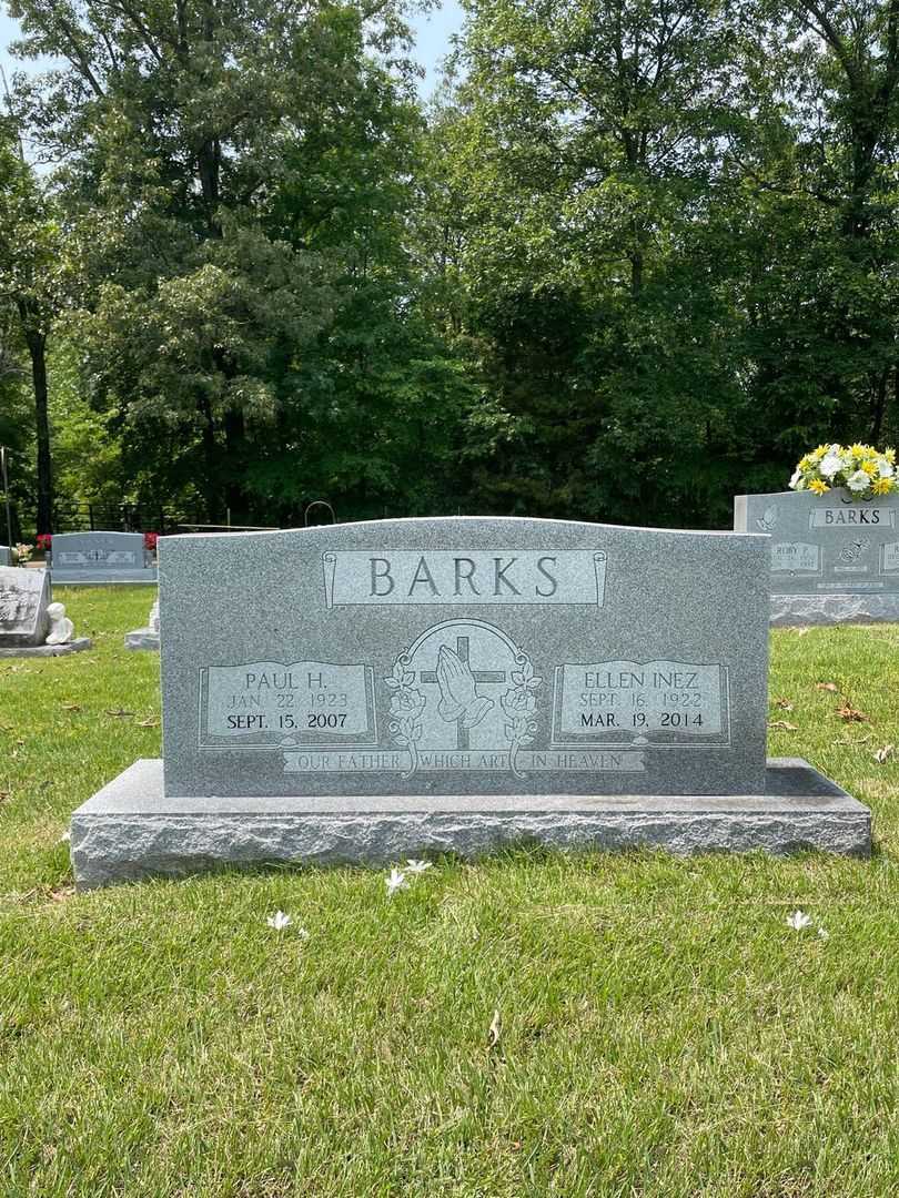 Ellen Inez Barks's grave. Photo 2