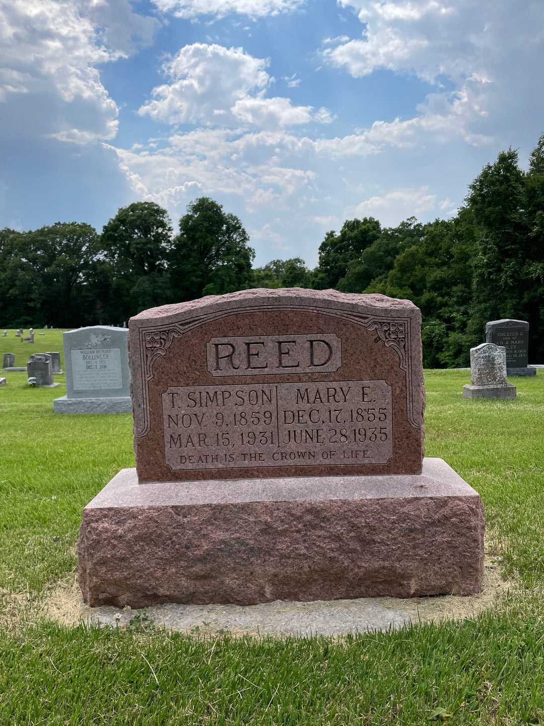 T. Simpson Reed's grave. Photo 1