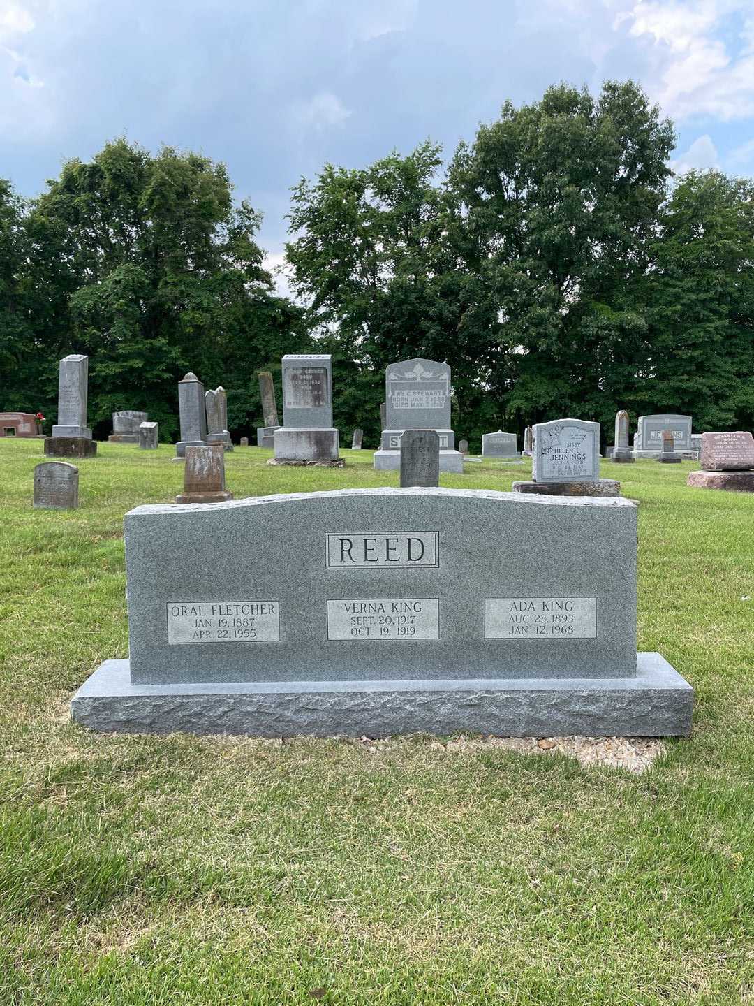 Ada King Reed's grave. Photo 1