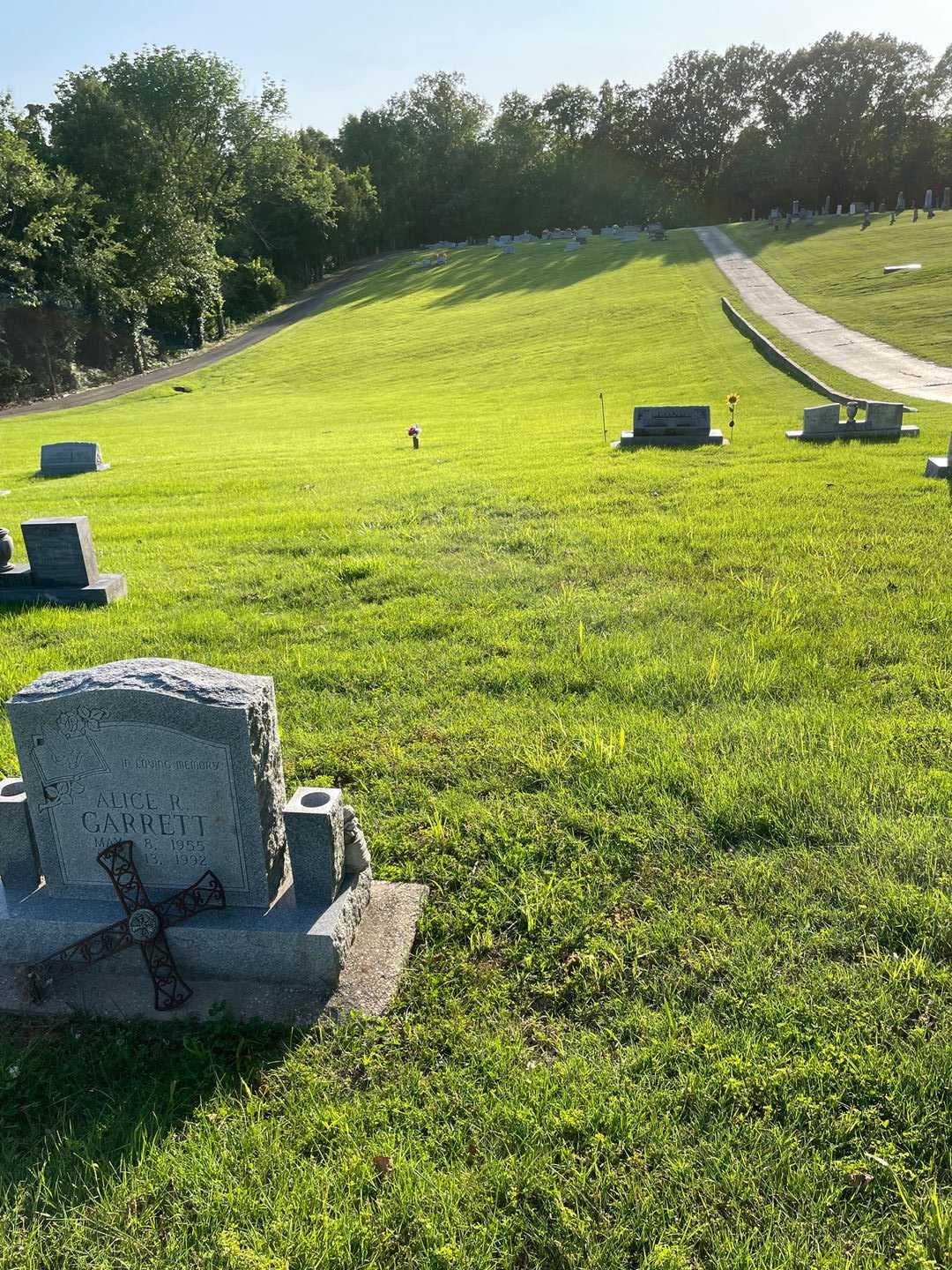 Geri Garett's grave. Photo 2