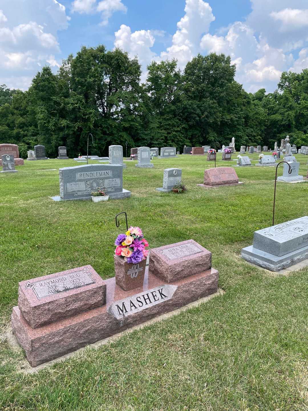 Raymond "Bud" Mashek's grave. Photo 2