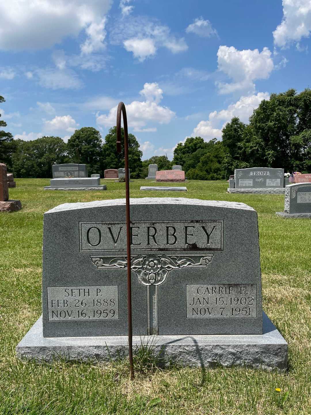 Carrie E. Overbey's grave. Photo 1