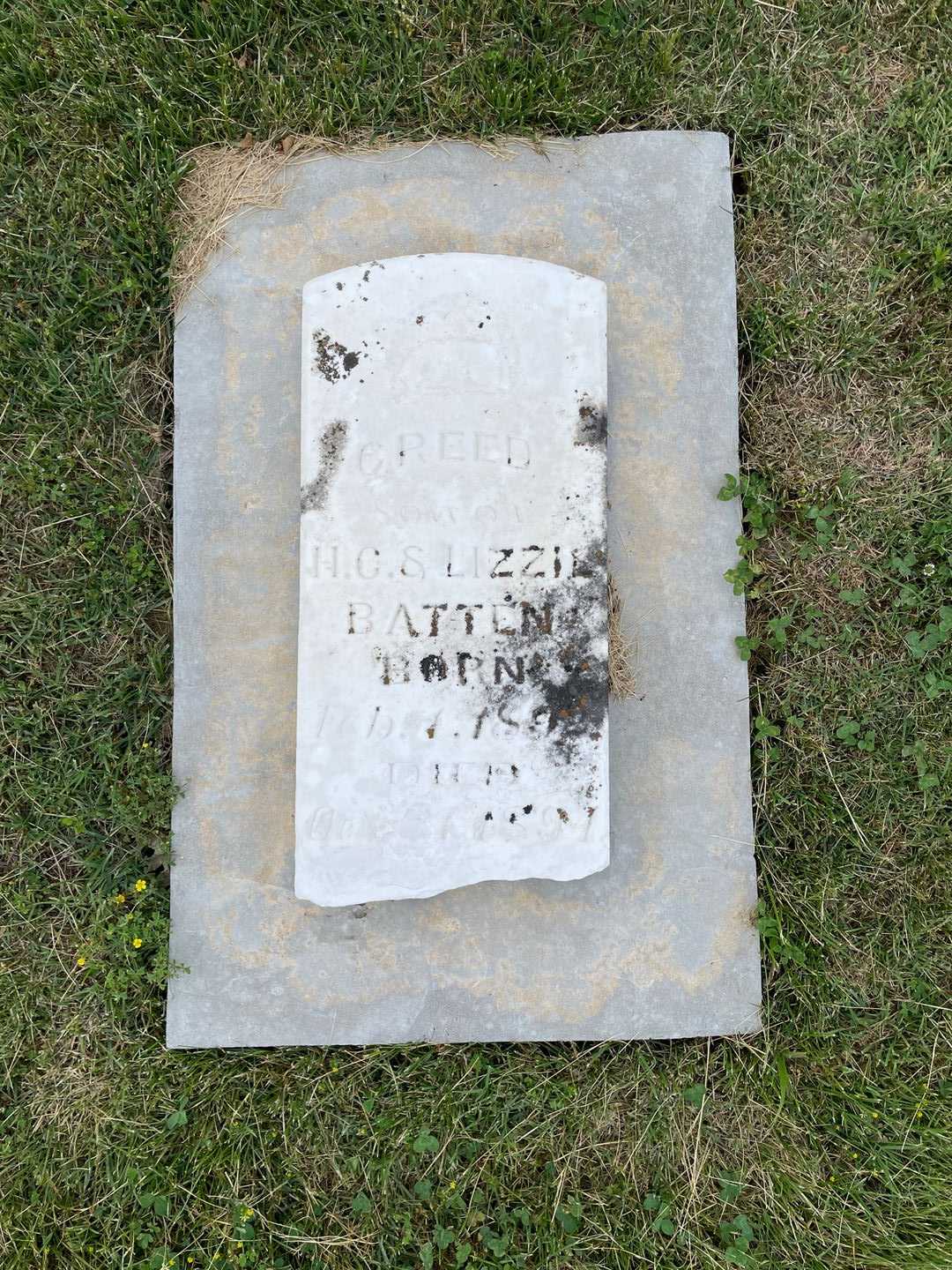 Creed Batten's grave. Photo 1