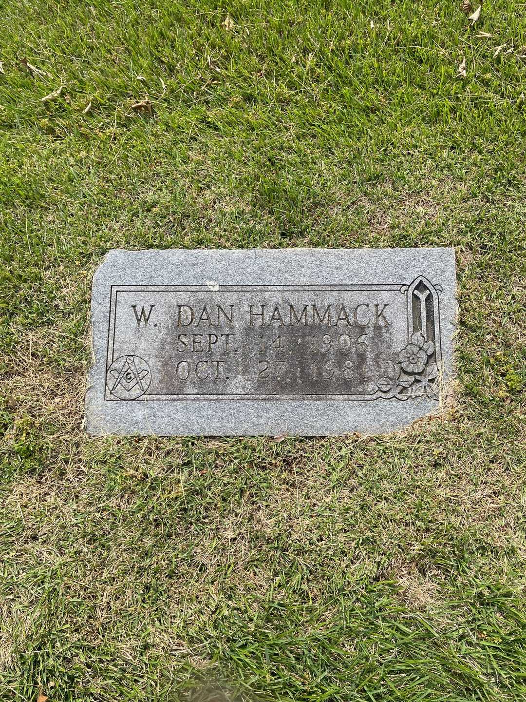 W. Dan Hammack's grave. Photo 1