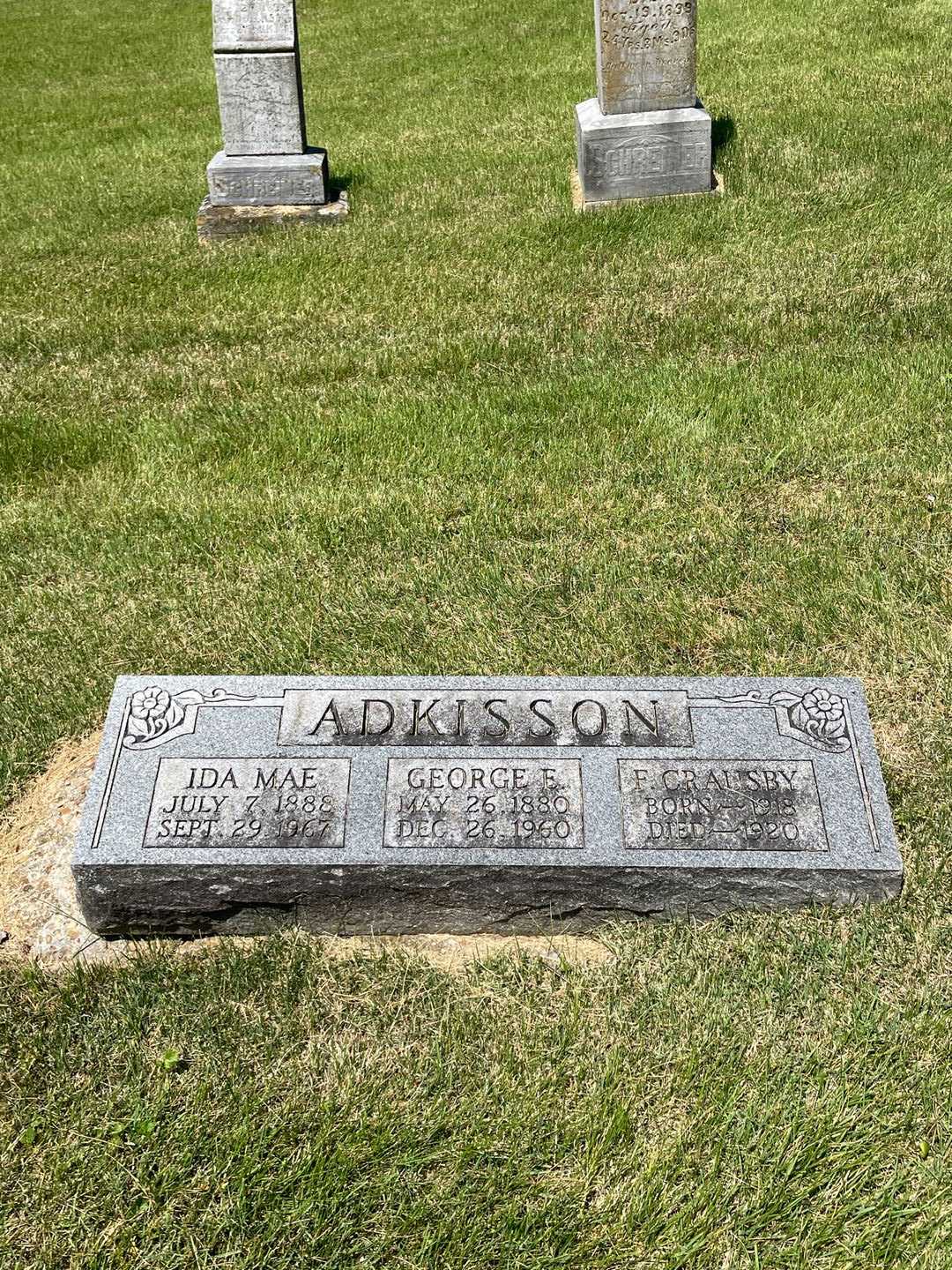 Ida Mae Adkisson's grave. Photo 1