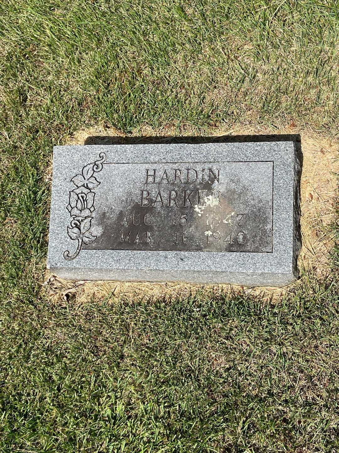 Hardin Barker's grave. Photo 1