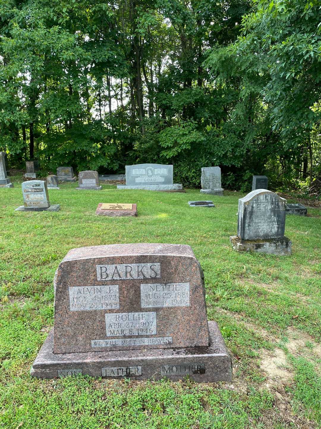 Rollie Barks's grave. Photo 2