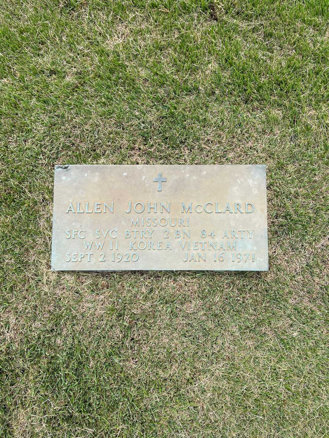 Allen John McClard's grave. Photo 1