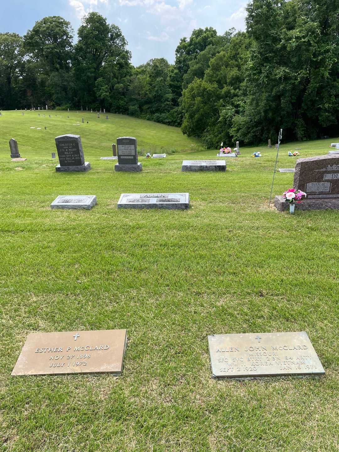 Allen John McClard's grave. Photo 2