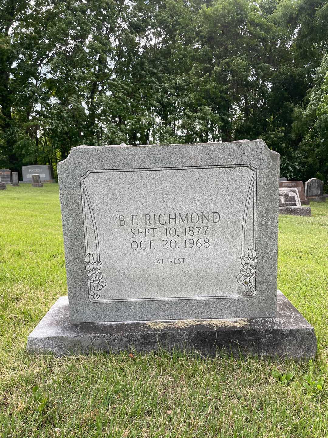 B. F. RIchmond's grave. Photo 1