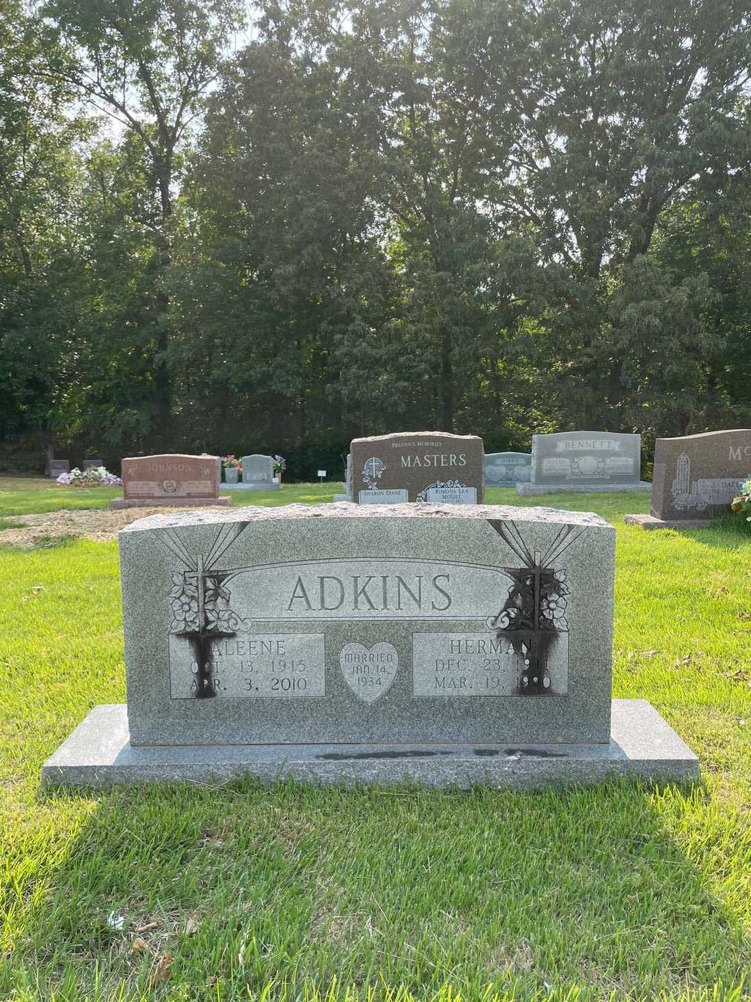 Aleene Adkins's grave. Photo 1