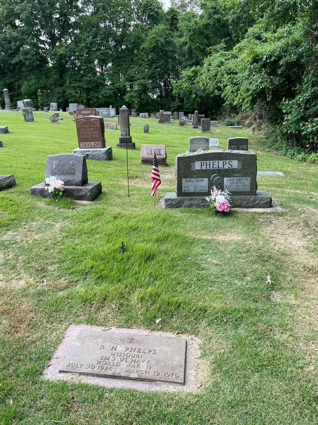 Rawls Henry "JD" Phelps's grave. Photo 3