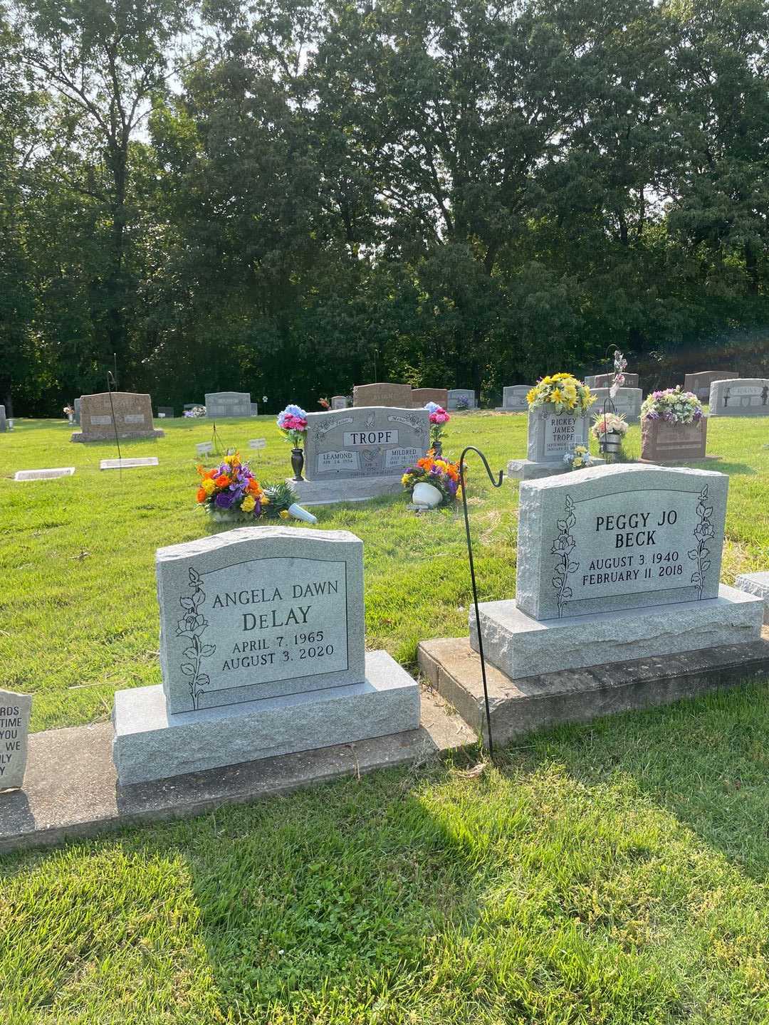 Angela Dawn DeLay's grave. Photo 4