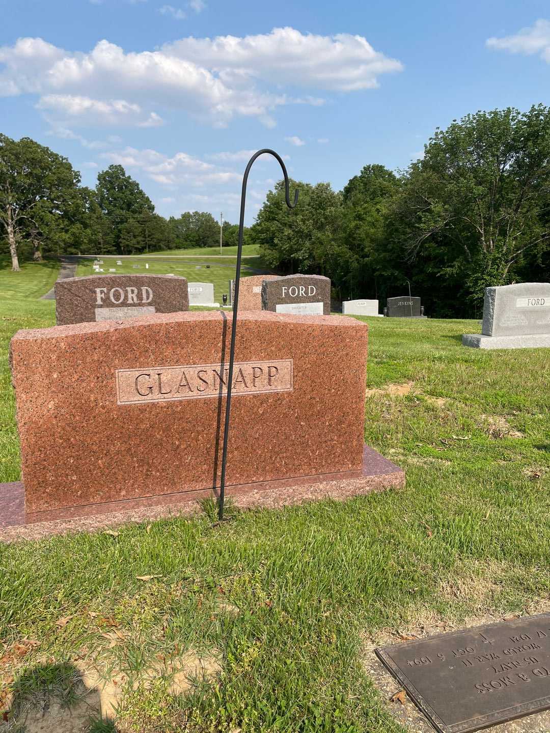 John H. Glasnapp's grave. Photo 2