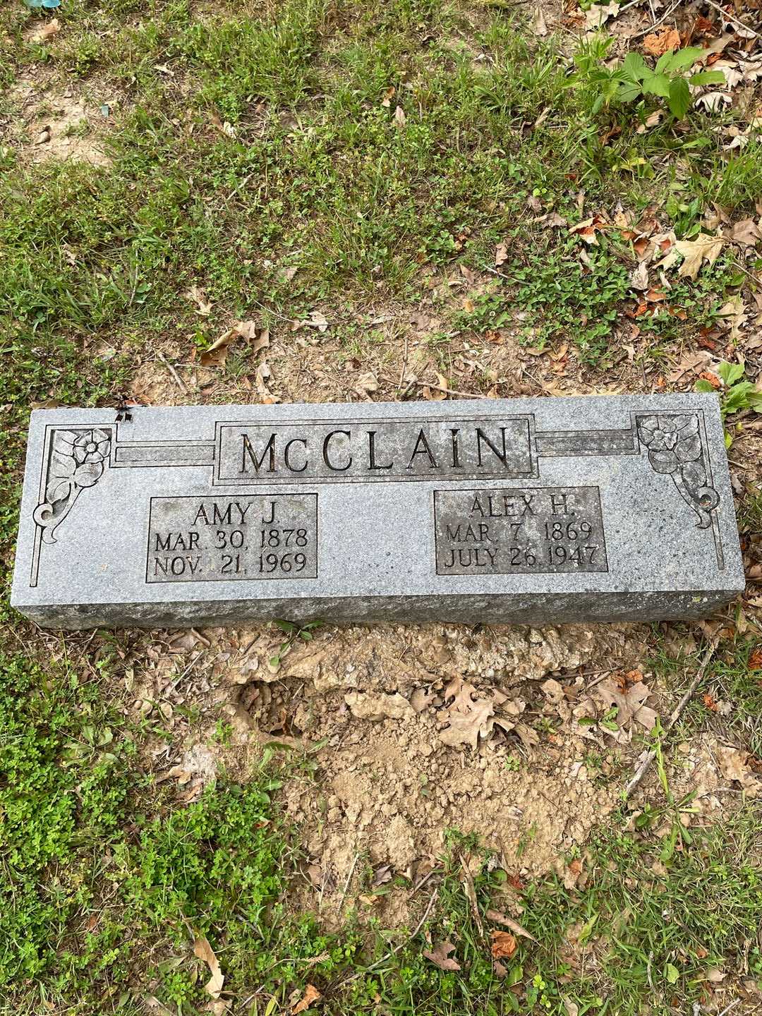 Alex H. McClain's grave. Photo 1